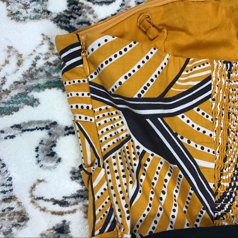 Anthropology Brand "Floreat" Strapless Top. - Picture 4 of 8